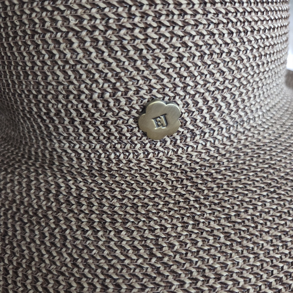 Eric Javits Hampton Straw Sun-Hat - Picture 10 of 16